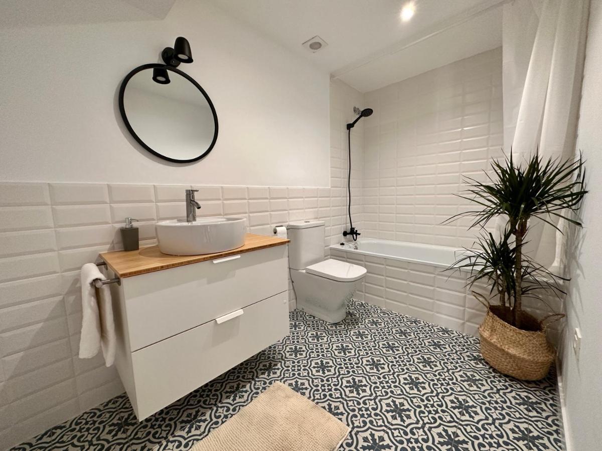 Laura'S Haus Villa Tudela Ngoại thất bức ảnh
